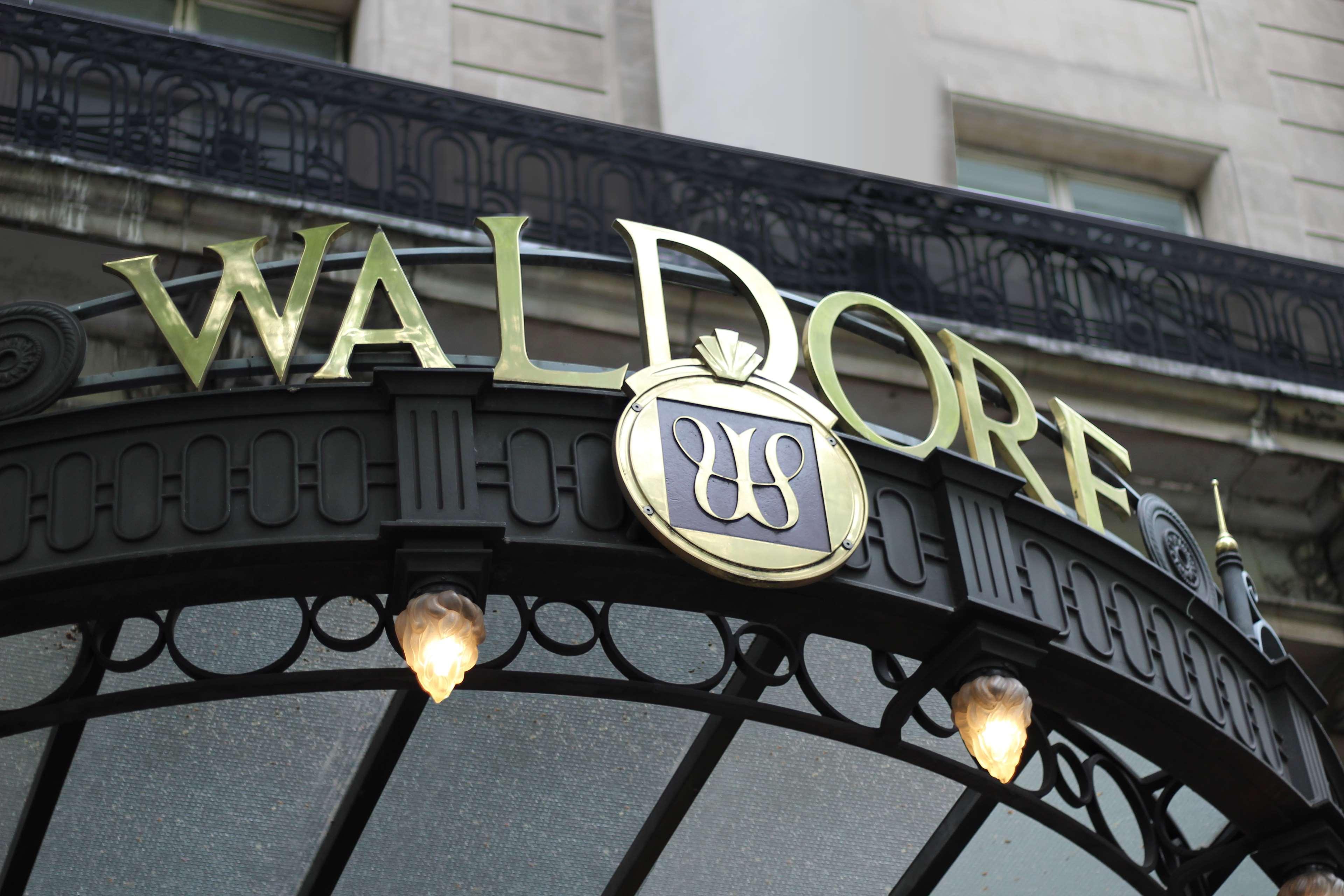 The Waldorf Hilton Hotel Londen Buitenkant foto